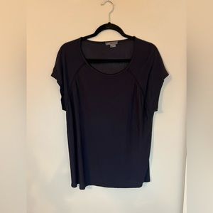 Women’s Vince. tee t-shirt black scoop neck Short Sleeve Medium  SOFT